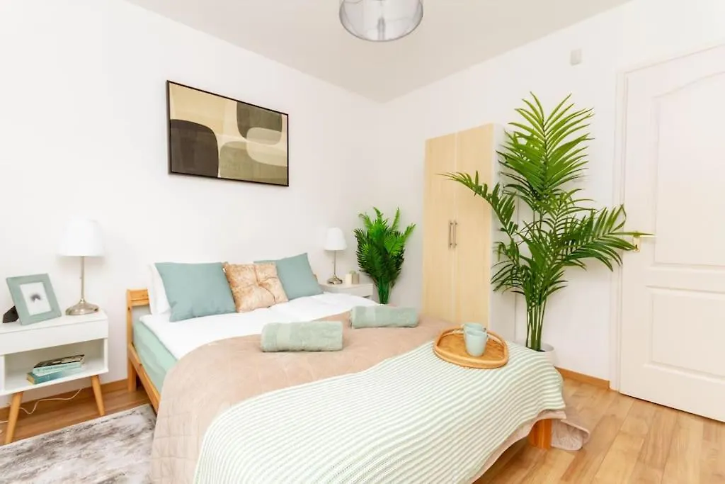 Апартаменты Family Lux Lounge In Voeroesmarty Street By Nw Будапешт