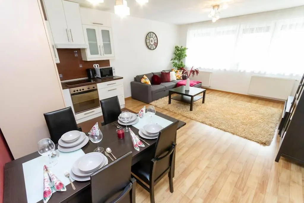 Апартаменты Family Lux Lounge In Voeroesmarty Street By Nw Будапешт